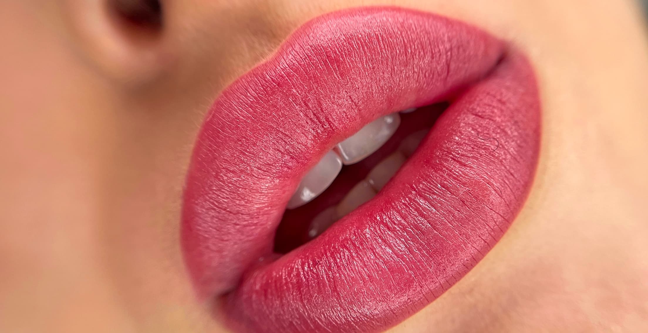 MAKE-UP LIPPEN